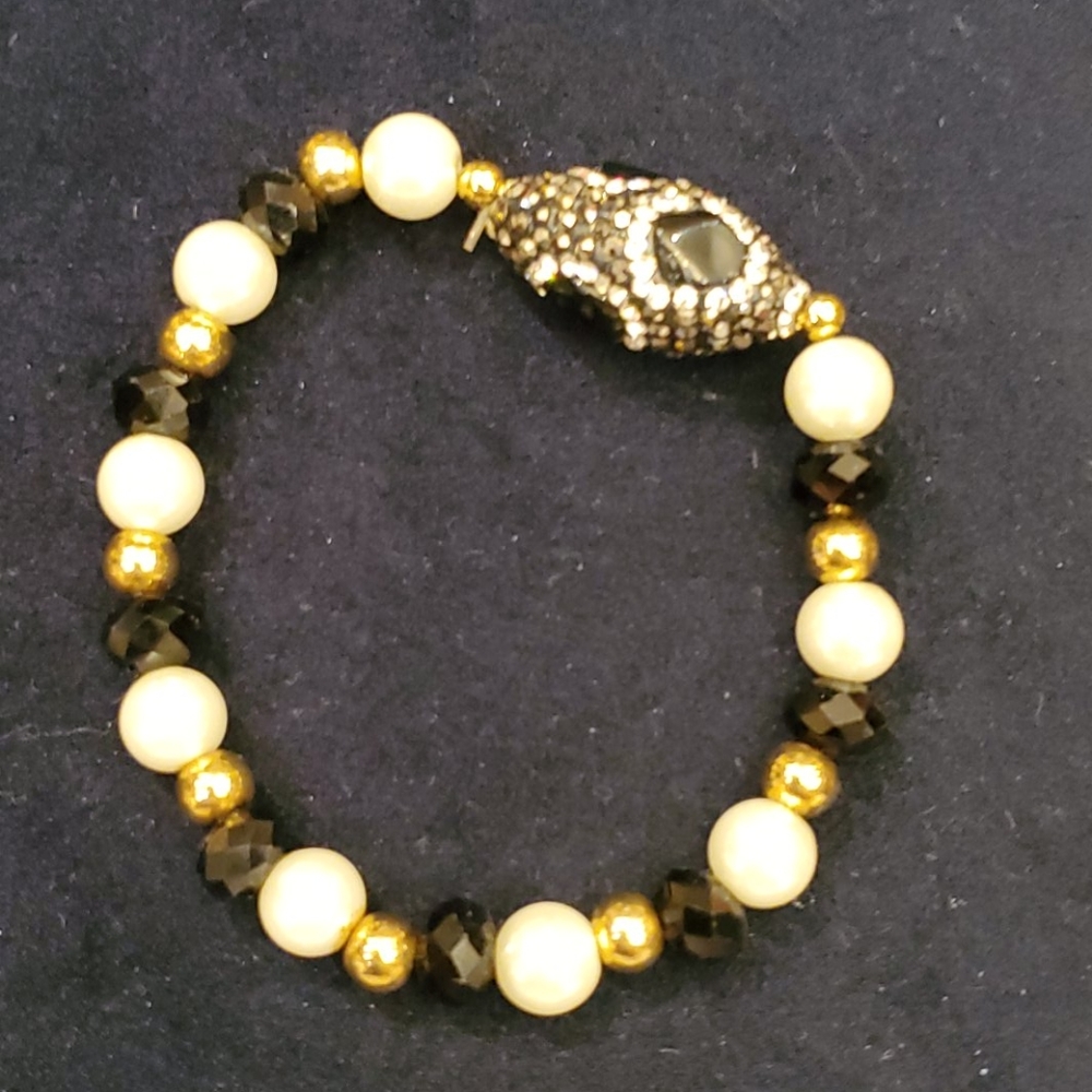 Stunning bracelet